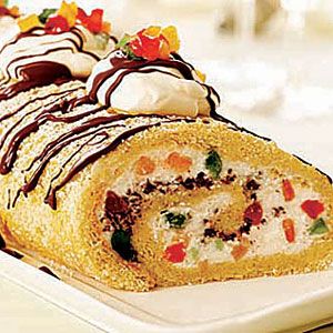 Christmas-Cannoli-Cake