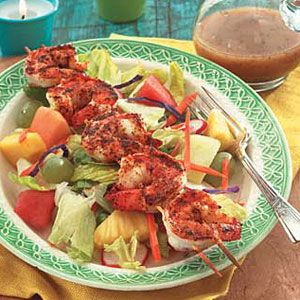 Salad-with-Fruit-Broiled-Shrimp