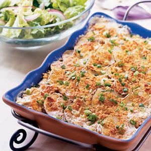 Scalloped Potatoes With Crumb Topping