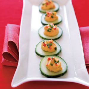 Ho-Ho-Ho Hummus-Topped Cucumbers