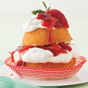 strawberry desserts   strawberry short cupcakes