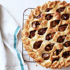 Brown-Sugar-Pecan-Apple-Pie-Recipe