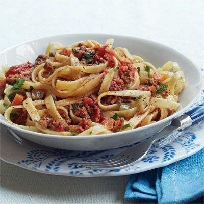 pasta with quick meat sauce
