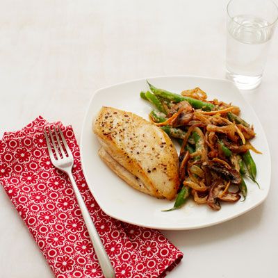chicken with creamy green beans and mushrooms