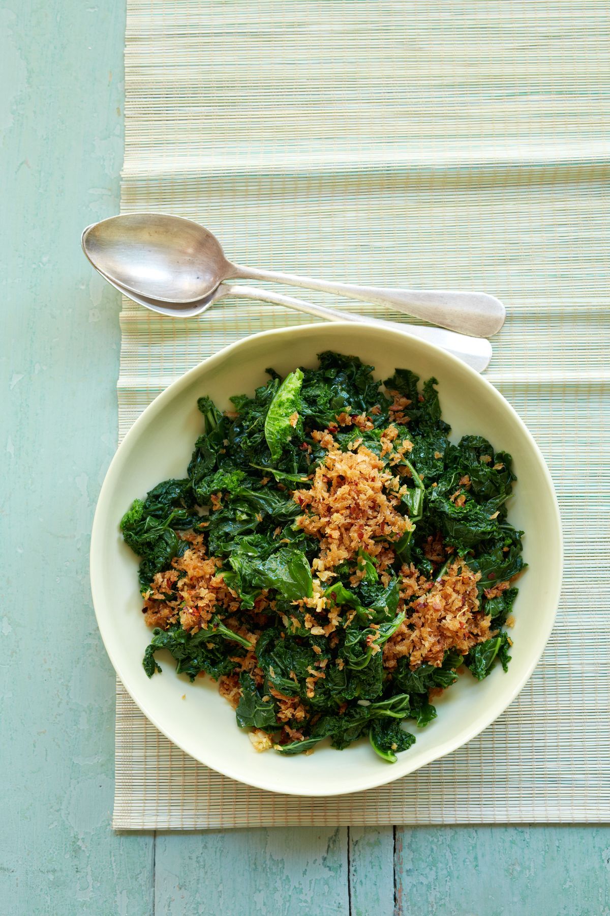 sauteed kale and garlicky bread crumbs