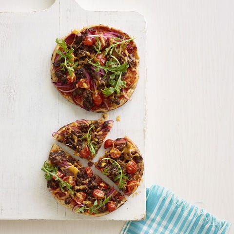 pizza-recipes-Cheeseburger Flatbread Pizza pizza recipes cheeseburger flatbread pizza