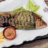 spicy whole fish grilled in banana leaves