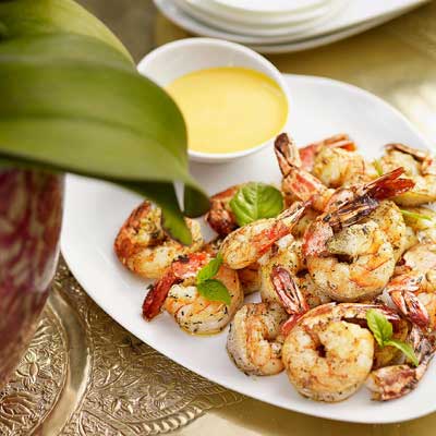 25 Best Christmas Party Food 28 54efd4793a2c3 giada de laurentiis sauteed shrimp cocktail