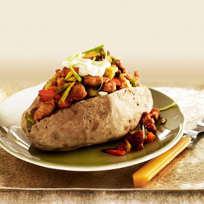 baked potato stuffed with chicken