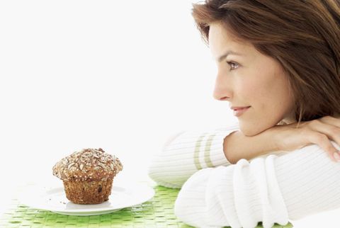 how to resist food cravings