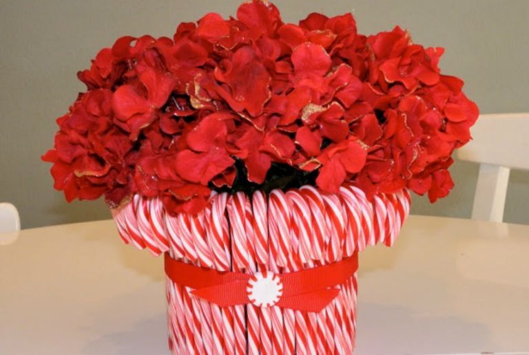 5. Very Merry Vase