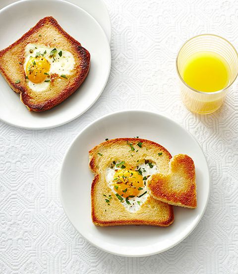 breakfast ideas for kids love toast heart hole in toast with sunny side up egg