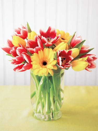 Savings in Bloom <p>Flowers are the classic Mother's Day gift, but they can cost you big if you order from a florist. To spend less without losing the loveliness, consider buying the basics from a grocery store instead. Just how much will you save? Click through to find out, plus learn what other blooms look best with these pretty petals.</p>