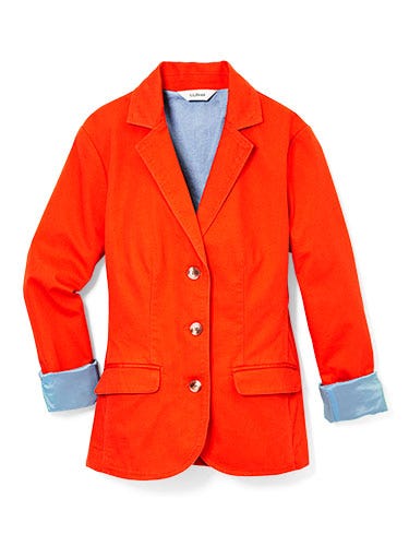 Stick with structure <p>WD's makeover master, Clinton Kelly, shows slimmed-down women how to look as good as they feel with these simple style rules.</p> <p>A tailored jacket has an hourglass shape built in, so it effortlessly slims your upper body. <em>Bridgton Blazer, ;</em><em> </em><a href="http://www.amazon.com/L-L-Bean-Womens-Bridgton-Blazer-Twill/dp/B00JDUXUTQ/ref=sr_1_2?ie=UTF8&qid=1406669135&sr=8-2&keywords=Bridgton+Blazer" target="_blank"><em>Amazon.com</em></a><em> </em><em>(Sizes XS to XL</em>)</p>