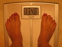 Toe, Skin, Human leg, Joint, Barefoot, Red, Tan, Display device, Foot, Organ, 