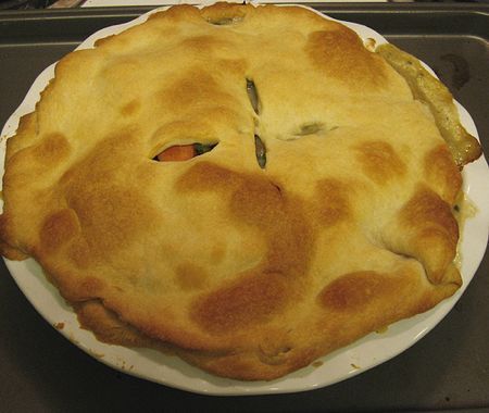 Food, Pie, Dish, Dessert, Baked goods, Cuisine, Ingredient, Pot pie, Recipe, Meat pie, 