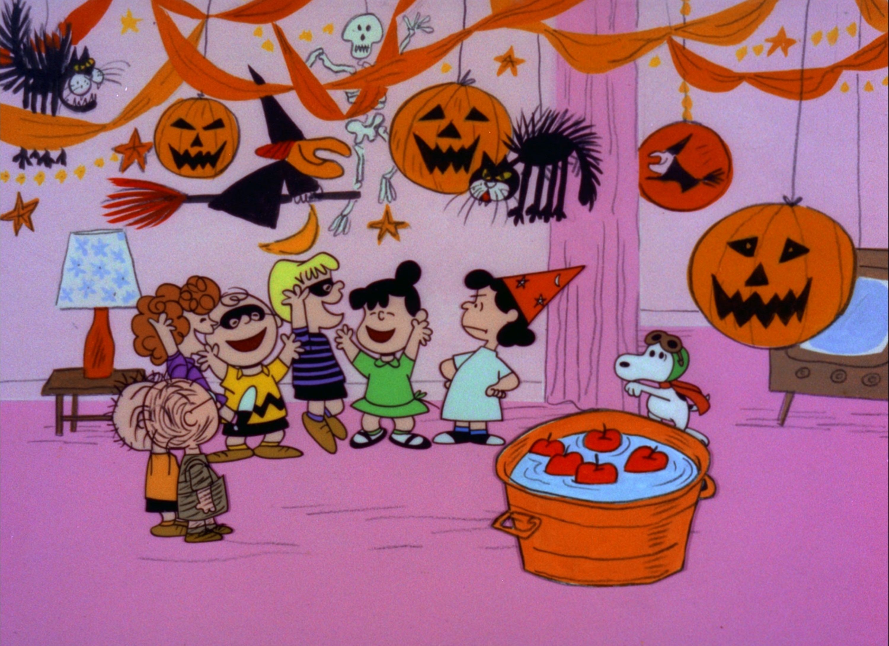 Where can I watch Charlie Brown Thanksgiving: Stream for free