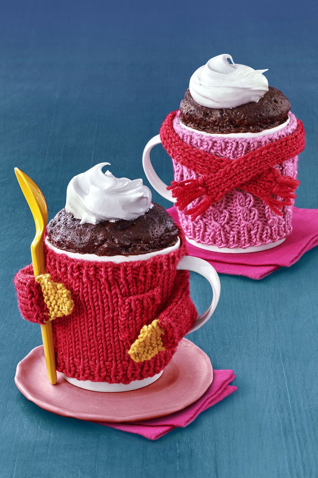 Chocolate pumpkin mug cakes - Maison Cupcake