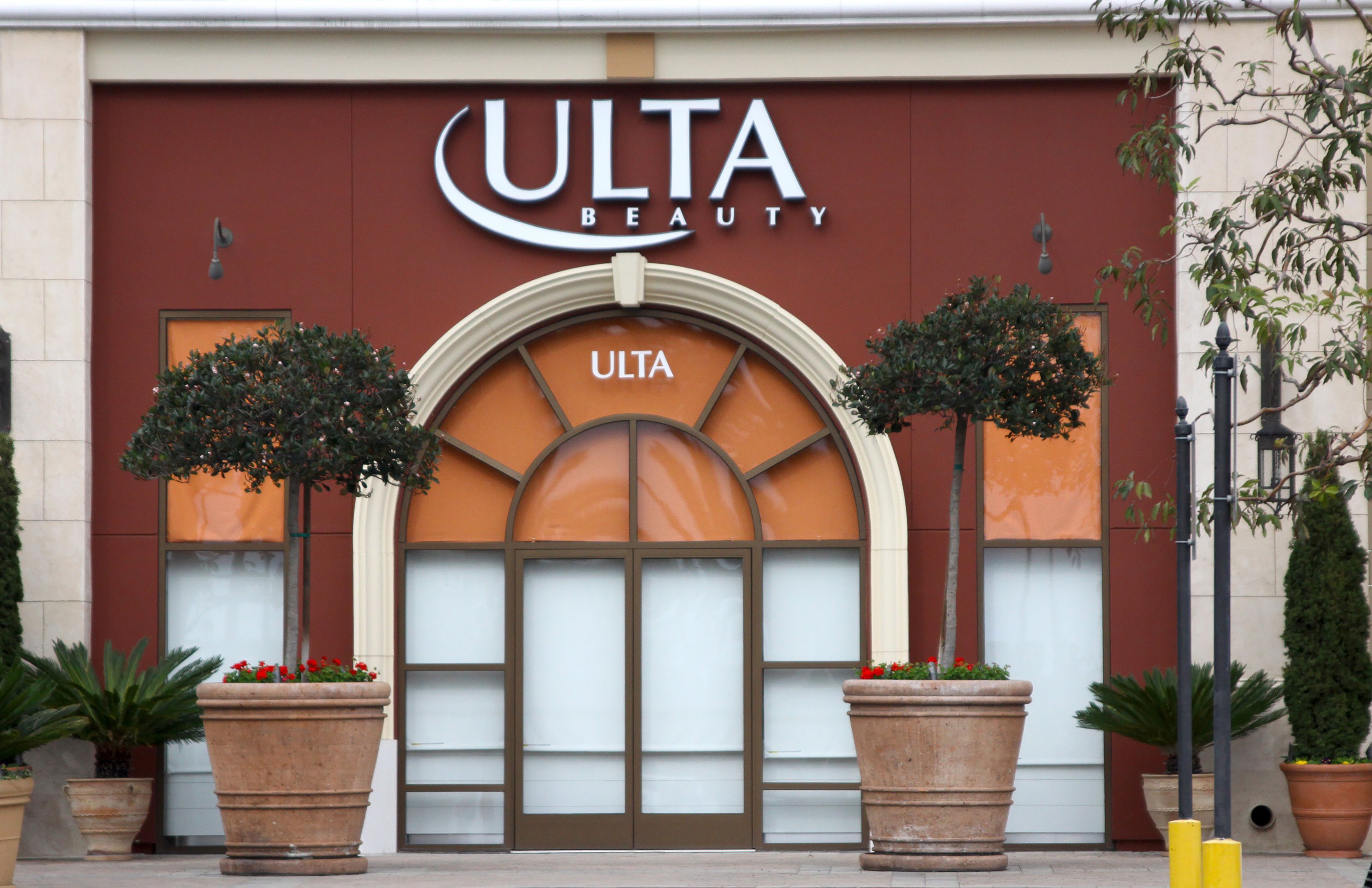 Wife Tells Husband Ulta Means Utilities Woman Tricks Husband