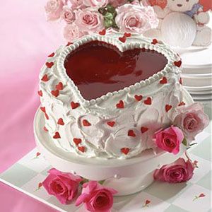 This sweet & simple Valentine's Day cake from the 50s is a delightful way  to 'win your man' - Click Americana