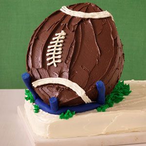 Crafty Life And Style: Easy Football Cake