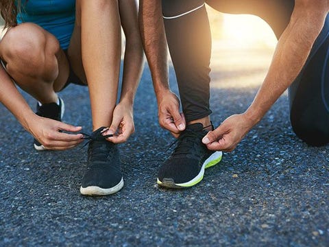Footwear, Human leg, Green, Calf, Leg, Ankle, Shoe, Joint, Foot, Human body,